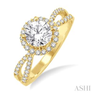 Yellow gold engagement ring